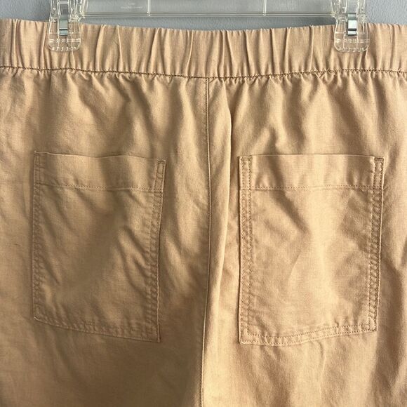 GAP women’s Medium Sand Linen Pull in stretchy waist full leg pants - Picture 8 of 12